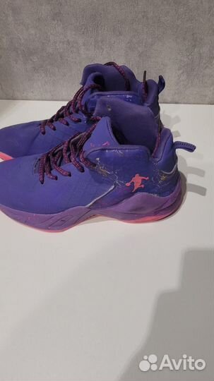 Баскетбольные кроссовки