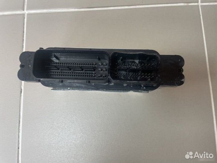 Блок управления двигателем Skoda Rapid 2