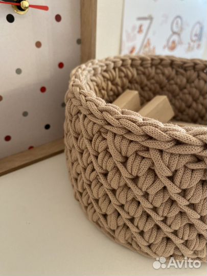 Корзина для хранения вязаная