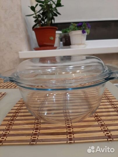 Кастрюля стеклянная