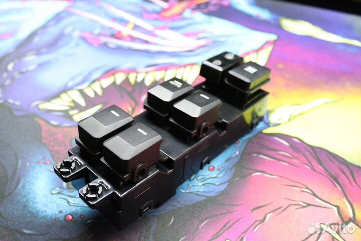 Блок управления стеклоподъемниками