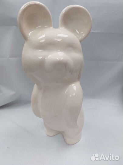 Олимпийский мишка белый