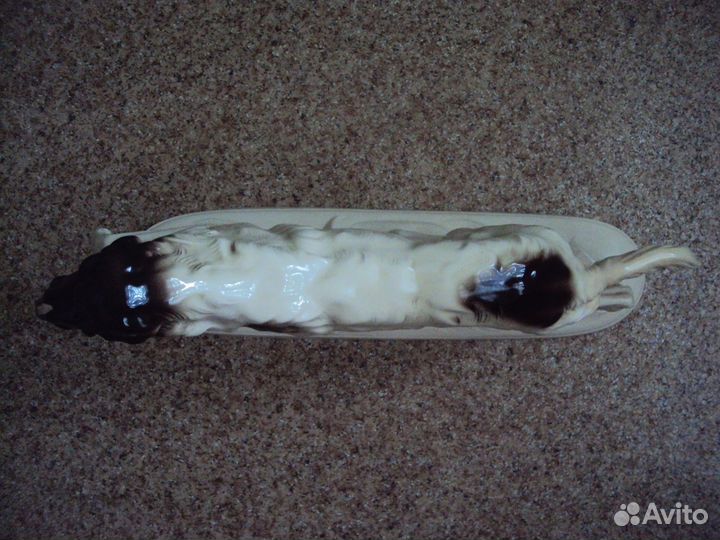 Статуэтка. борзая. фарфор. германия 38х24 большая