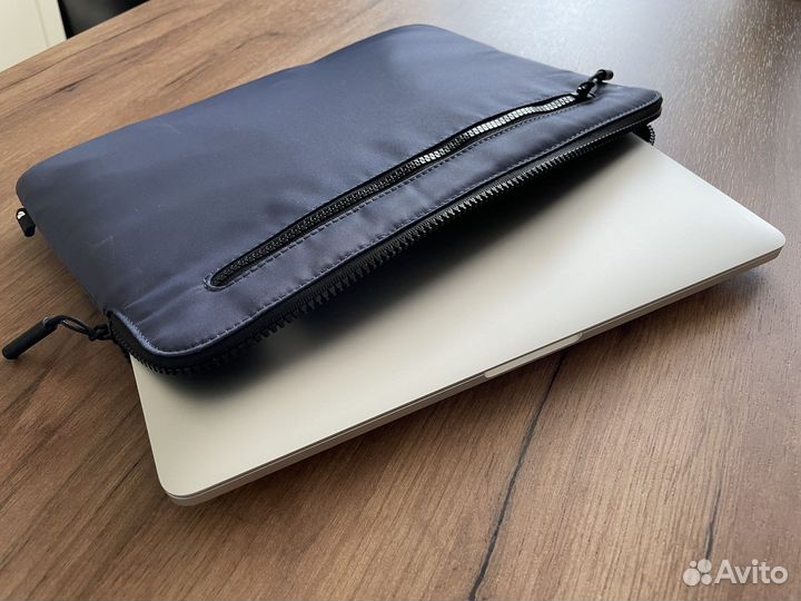 Apple MacBook Pro 13 2019