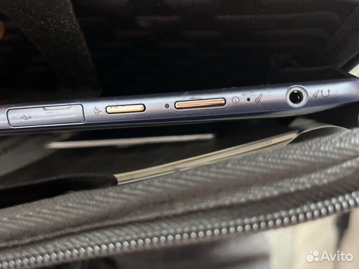 Samsung xe500t1c