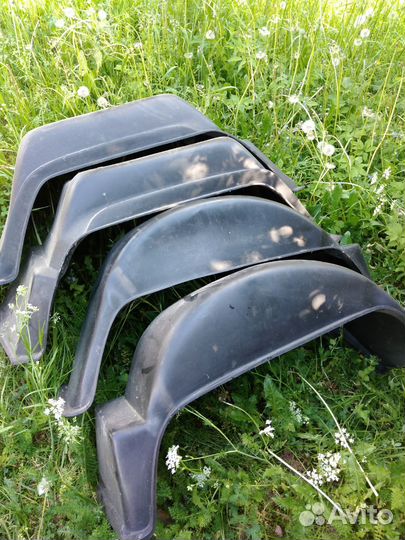 Комплект подкрылков на УАЗ