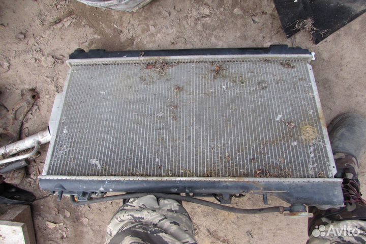 Радиатор двс субару импреза легаси