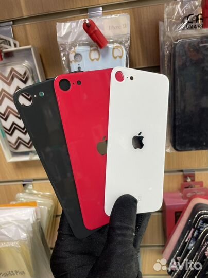 Задняя крышка iPhone Se 2020