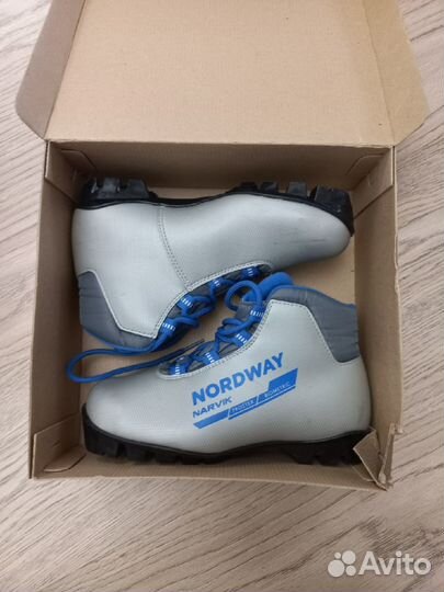 Ботинки для беговых лыж