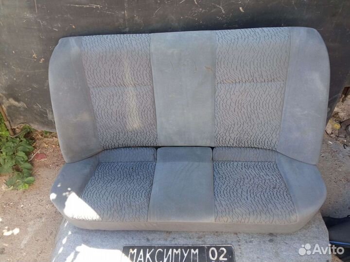 Сиденья Mitsubishi Cedia