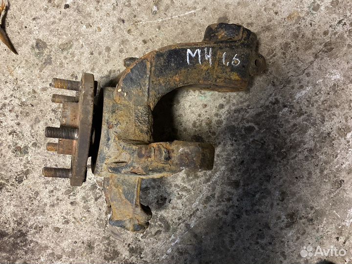 Кулак передний левый Mondeo 4 1.6 МКПП