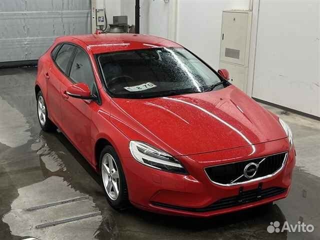 Volvo V40 1.5 AT, 2017, 54 000 км с пробегом, цена 1239000 руб.