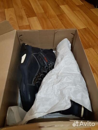 Зимние ботинки