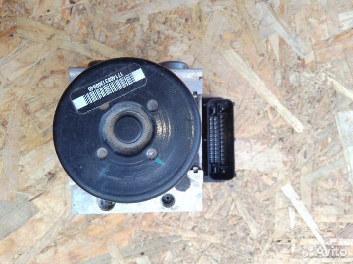 Блок ABS Opel Astra J седан 1.6 бензин A16XER 2014