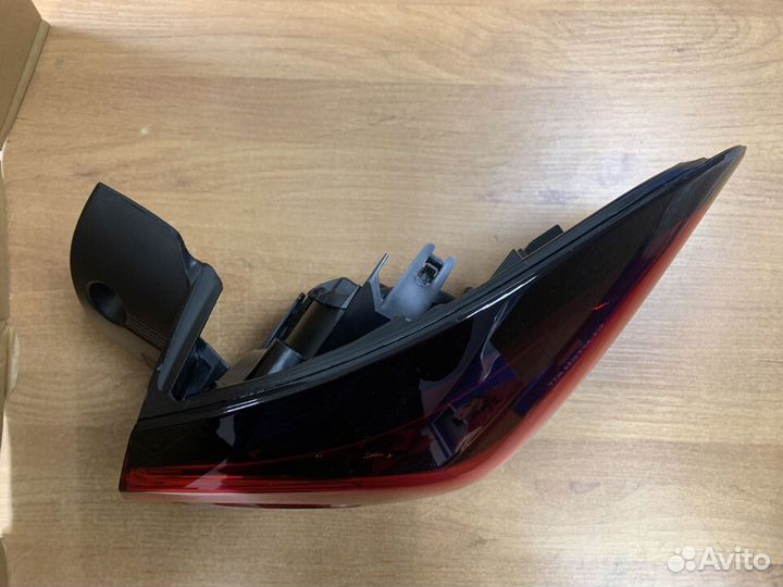 Фонарь задний правый новый оригинал Renault Kaptur