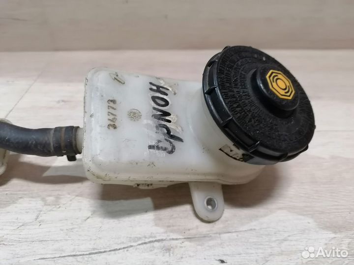 Бачок тормозного цилиндра Honda CRV 3 Хонда црв 3