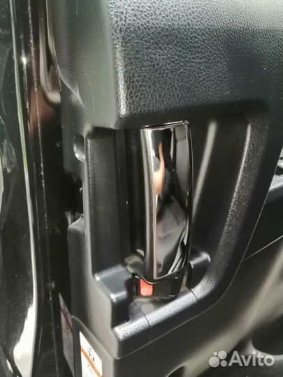 Накладки на внутренние ручки Voxy/Noah 80