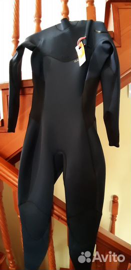 Сухой гидрокостюм женский
