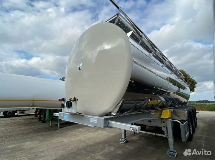 Полуприцеп пищевая цистерна Santi Молоковоз, 2024
