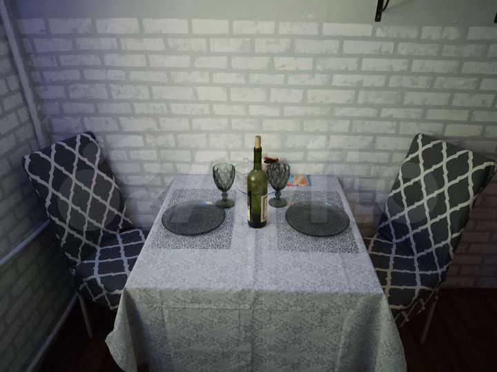 2-к. квартира, 42 м², 1/5 эт.