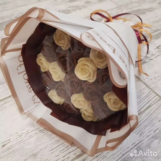 Букет из шоколадных цветов