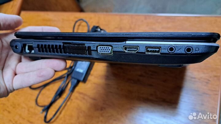 Ноутбук Acer E1-571G