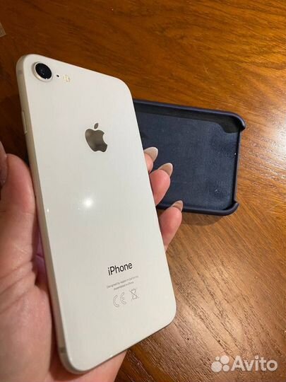 iPhone 8, 64 ГБ