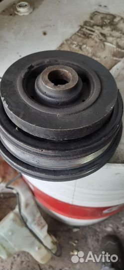 Шкив коленвала Dodge Caravan 3.0 96-2000