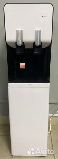 Пурифайер / Аппарат питьевой воды / кулер