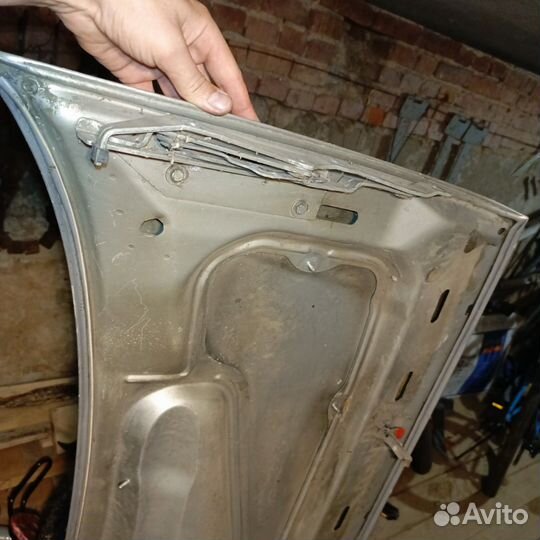 Капот mercedes vito 638