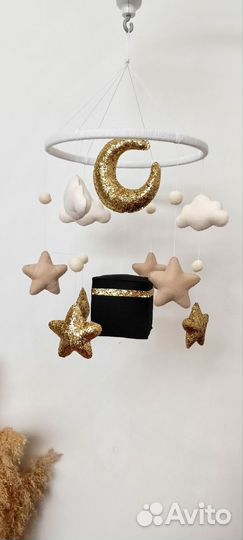 Мобиль в кроватку