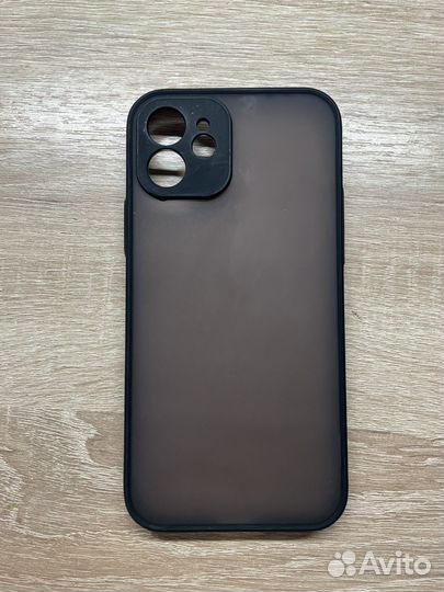 Чехол на iPhone 12