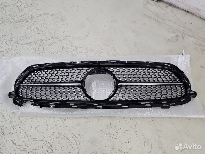 Решетка радиатора Mercedes W 213 Diamond