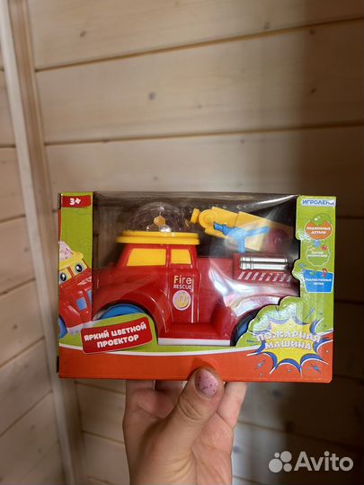 Светящаяся пожарная машина игрушка