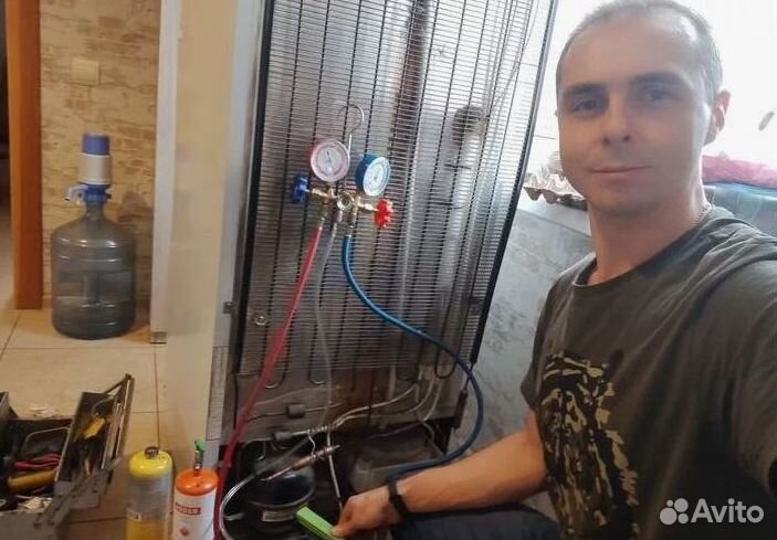 Peмoнтиpyeм холодильники