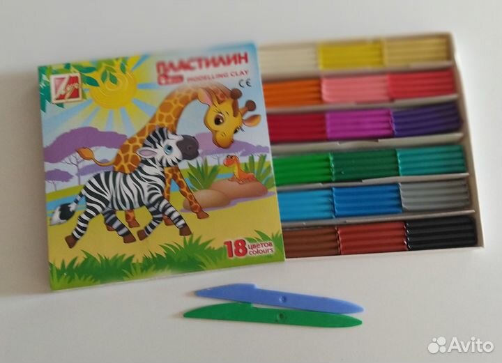 Канцелярские товары: стикеры, папки, мультифоры