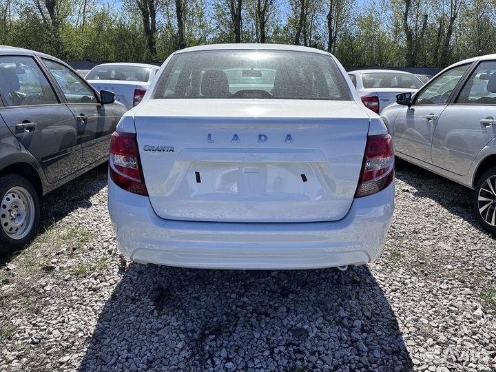 LADA Granta 1.6 МТ, 2024, 3 км