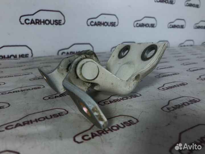 Петля двери задняя левая Mazda Familia 1.5 2001