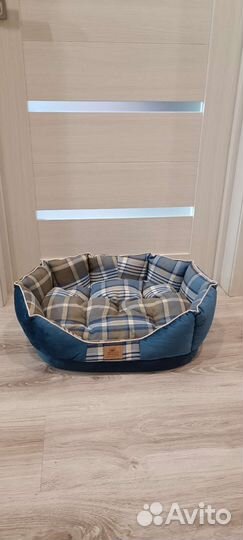 Лежанка для кошек новая