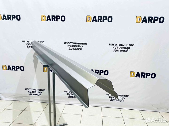 Пороги для Toyota Corolla 120 2000-2007 (E120, E130)