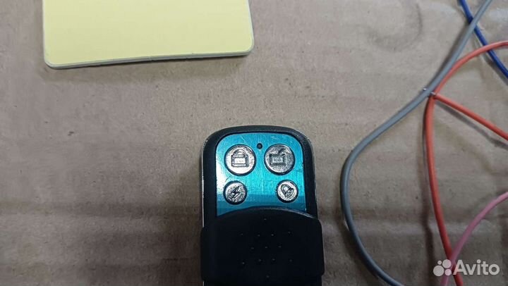 Сигнализация Вымпел Мото 888 6049 (2 брелка)