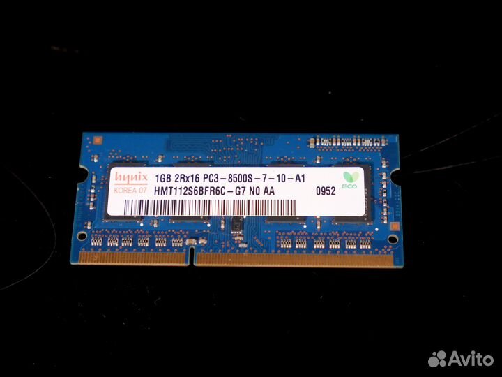 Память Hynix 1GB DDR3 8500