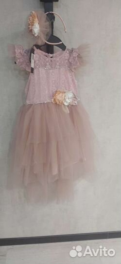 Платье для девочки нарядное