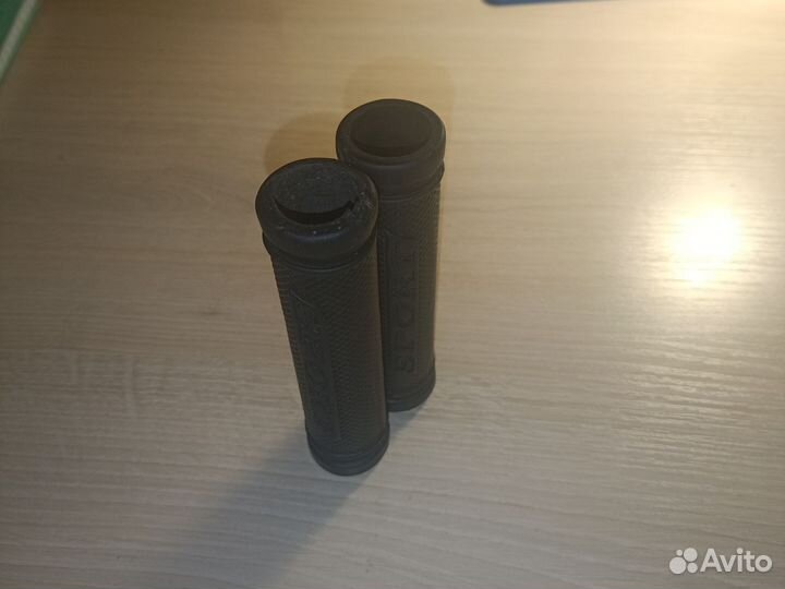 Грипсы для велосипеда