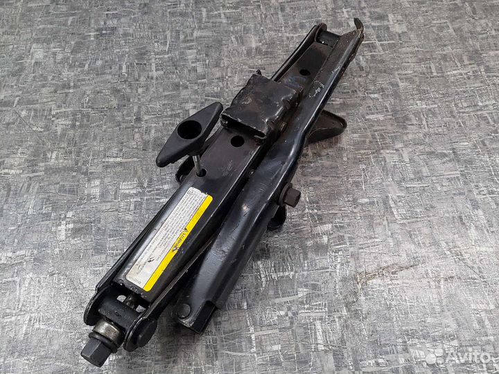 Домкрат Крайслер Вояджер Додж караван 01-07г