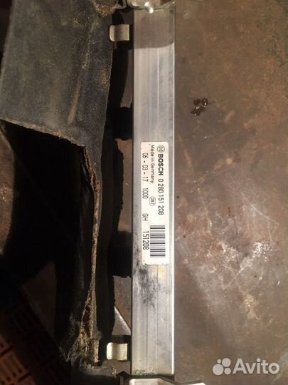 Топливная рампа Opel Corsa D