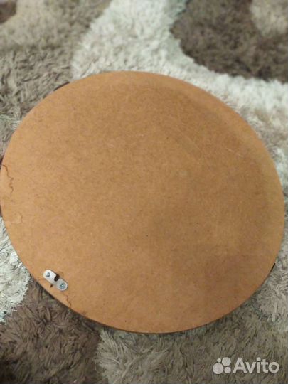 Зеркало круглое d - 51см с чеканкой по бокам