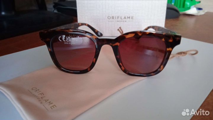 Солнцезащитные очки женские