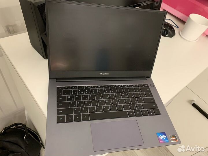 Ноутбук Honor