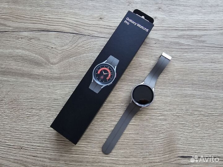 Samsung Galaxy Watch 5 PRO Титан